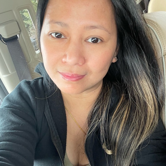 Meet your Posher, Michelle - Picture 2 of 5